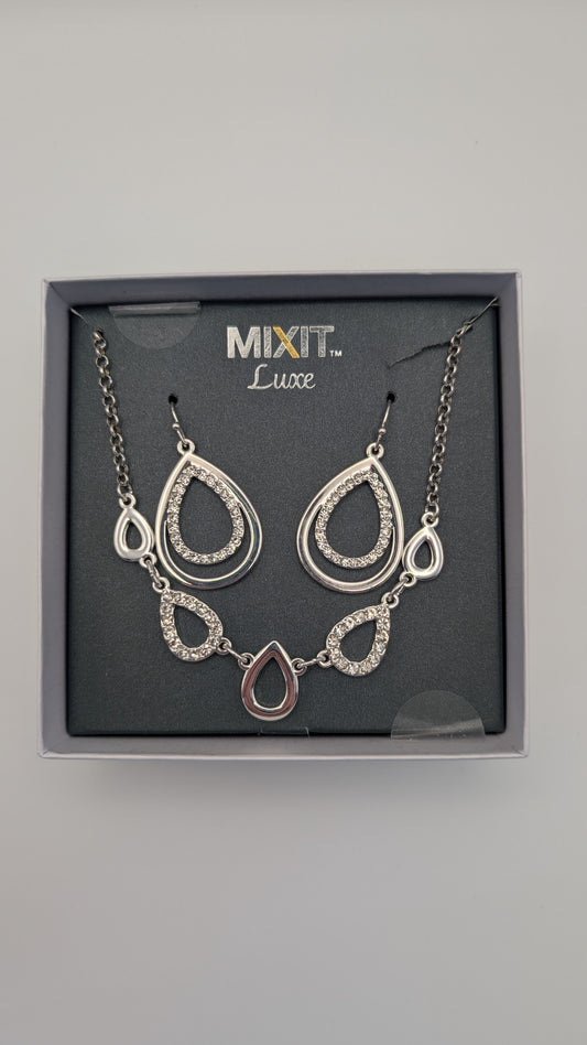 Mixit Luxe - Earrings and Necklace