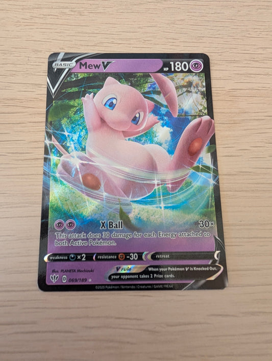 Pokemon TCG - Mew V (DAA 69) Darkness Ablaze  - English